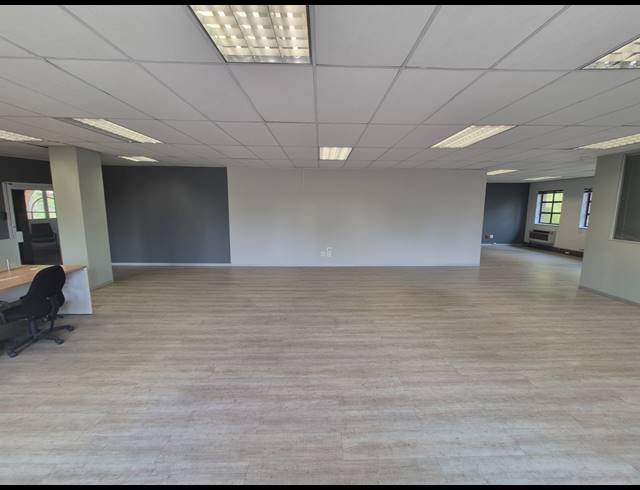 175M² OFFICE TO LET IN RIVONIA